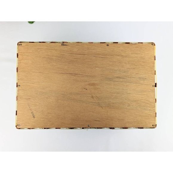 Vintage 1950s Wicker Sewing Box Red Paisley Fabric Lid with Built-in Pin Cushion - Picture 9 of 10